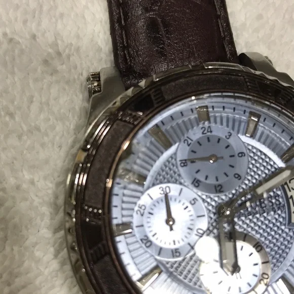 Guess Watch - Picture 6 of 8